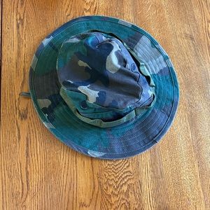 Proper International, Inc Size 7 Hat Sun Hot Weather.